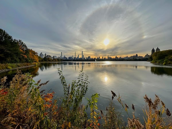 Vu depuis le Nord du réservoir dans Central Park
— New York, Novembre 2022